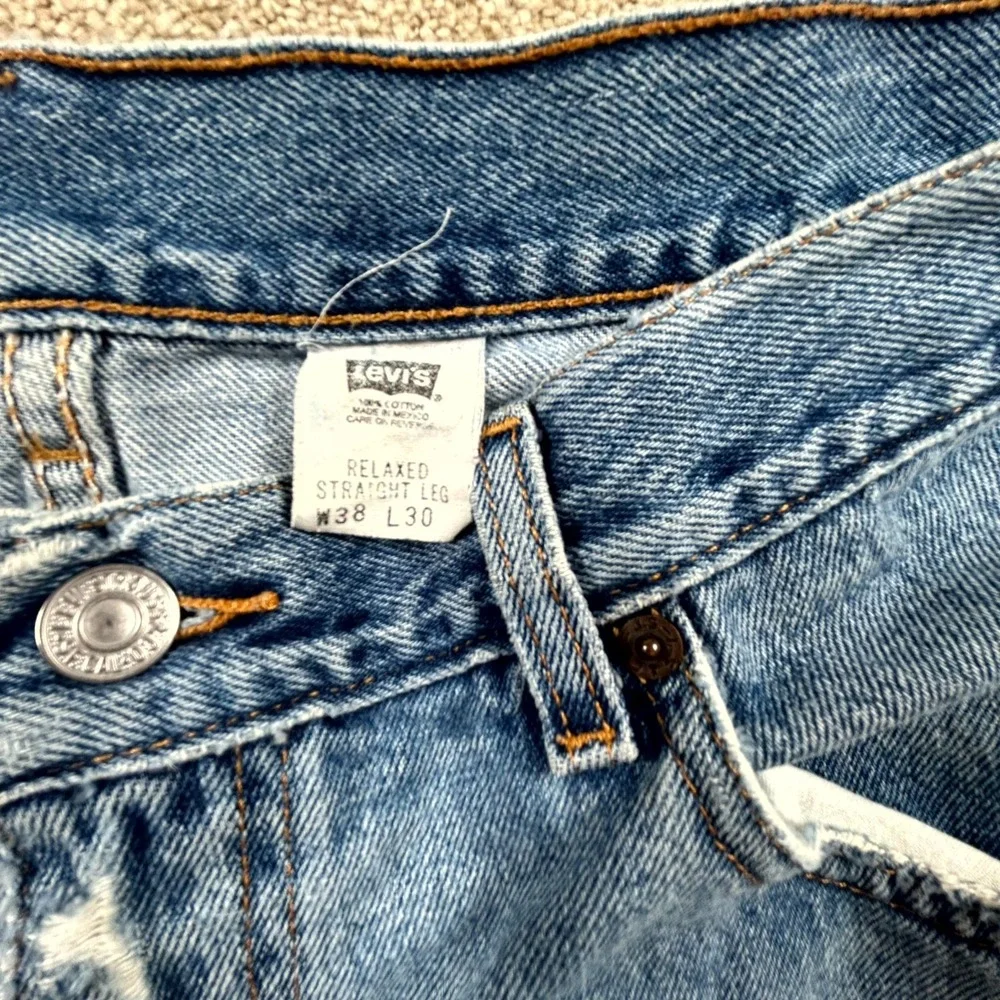 Levi's Jeans Mens 38x30‎ Blue Denim Cotton Relaxed Fit Straight Leg Distressed